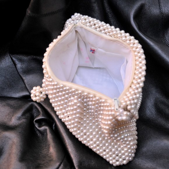 Vintage Pearl  Flap Evening Bag w/ Pearl Clasp - Picture 6 of 8